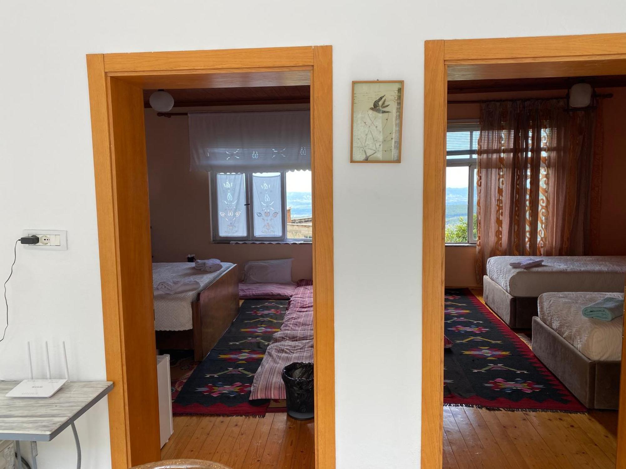 Vila Llulla Krujë 外观 照片